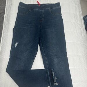 Spanx 20203R Distressed Ankle Skinny Jeans Medium Wash/Blue 
Size Large